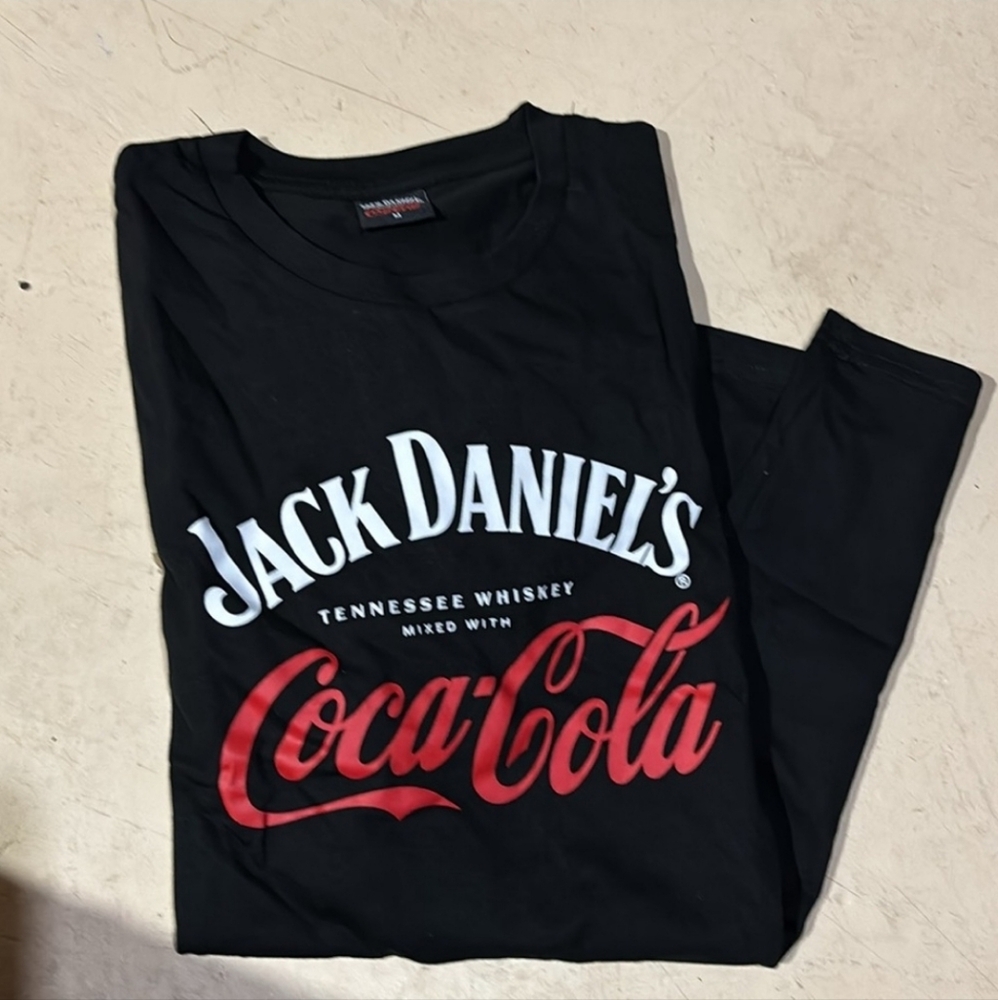 Jack Daniel's Tennessee Whiskey Black Tee Shirt.